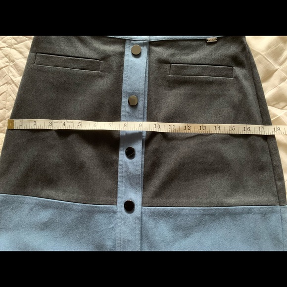 NWOT-Women’s, St. John, cotton skirt, blue, size small - Picture 13 of 14